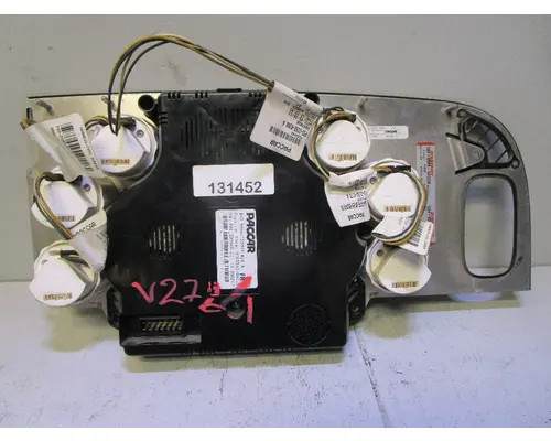 PETERBILT 385_Q43-6046-100001 Instrument Cluster