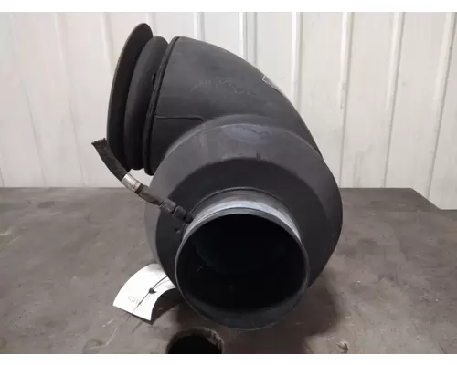 PETERBILT 385 AIR CLEANER