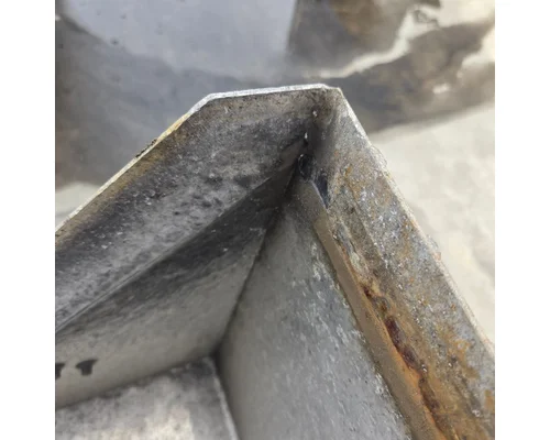 PETERBILT 385 Battery Box
