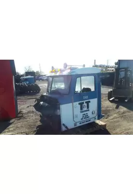 PETERBILT 385 Cab Assembly