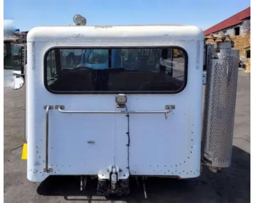 PETERBILT 385 Cab Assembly