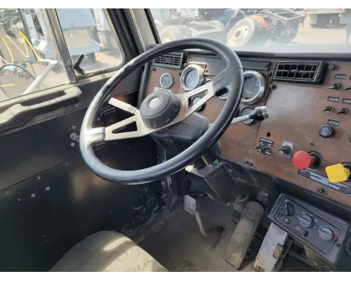 PETERBILT 385 Cab Assembly