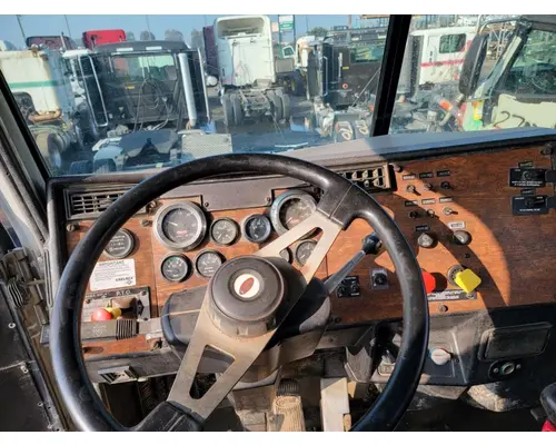 PETERBILT 385 Cab Assembly