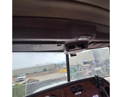 PETERBILT 385 Cab