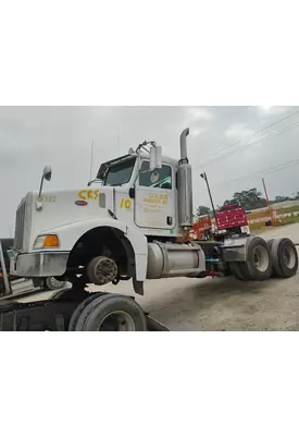 PETERBILT 385 Cab