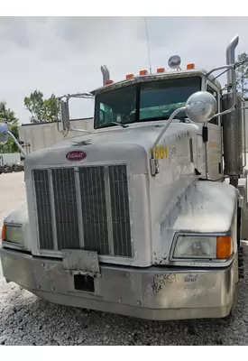 PETERBILT 385 Cab