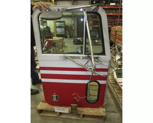 PETERBILT 385 DOOR ASSEMBLY, FRONT