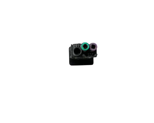 PETERBILT 385 Dash  Console Switch