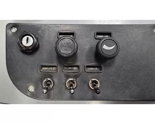 PETERBILT 385 Dash Panel