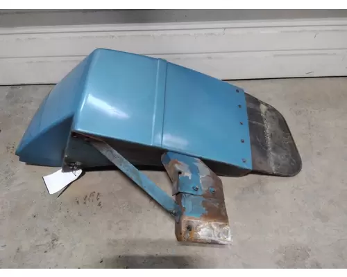 PETERBILT 385 FENDER EXTENSION