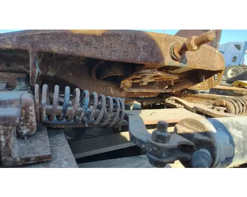 PETERBILT 385 Fifth Wheel