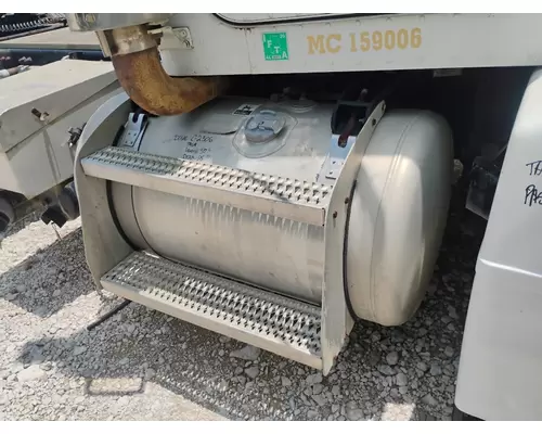 PETERBILT 385 Fuel Tank