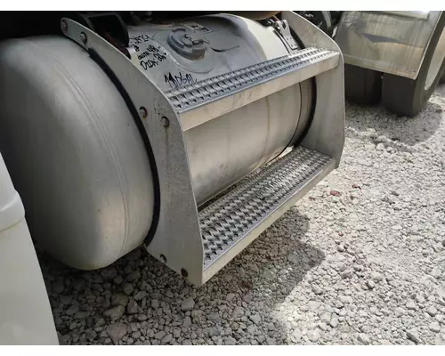 PETERBILT 385 Fuel Tank