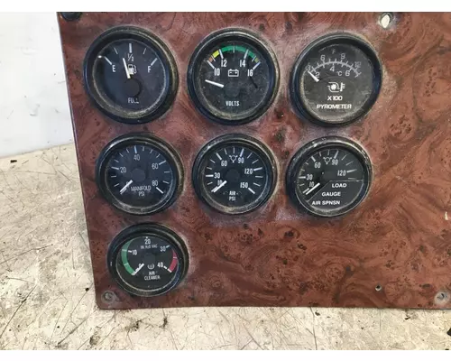 PETERBILT 385 Gauge Panel