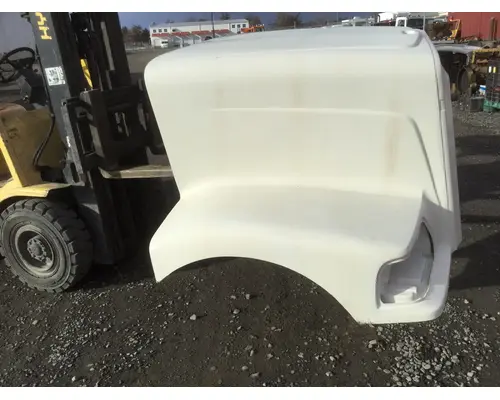 PETERBILT 385 HOOD