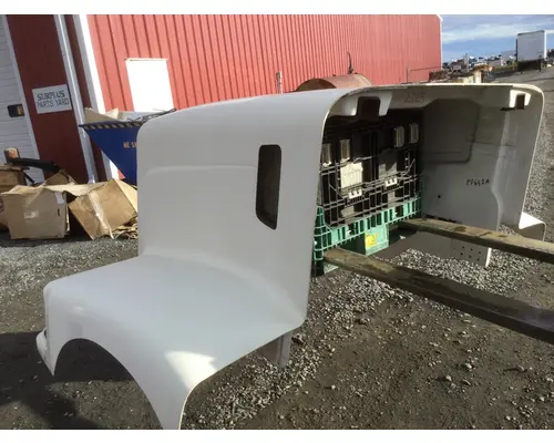 PETERBILT 385 HOOD