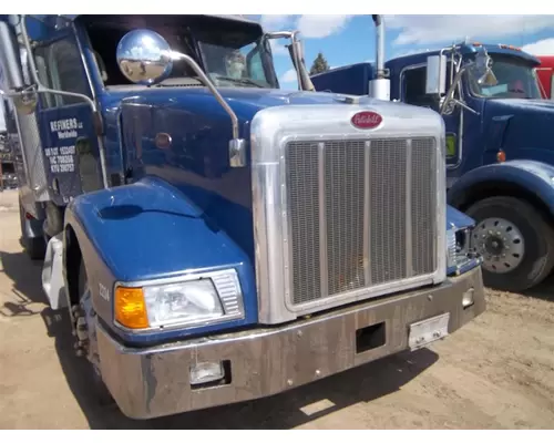 PETERBILT 385 HOOD