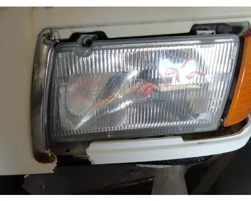 PETERBILT 385 Headlamp Assembly