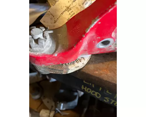 PETERBILT 385 Hood Hinge