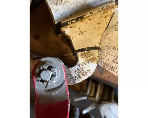 PETERBILT 385 Hood Hinge