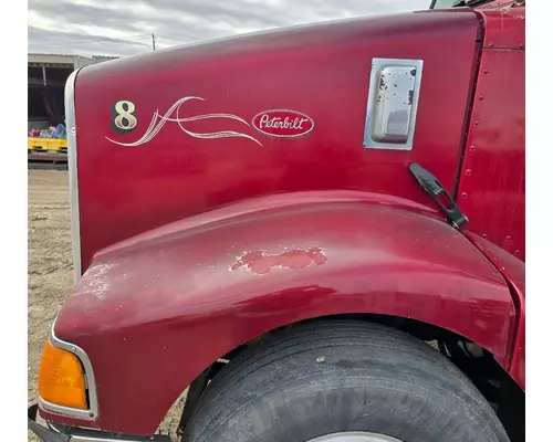 PETERBILT 385 Hood 