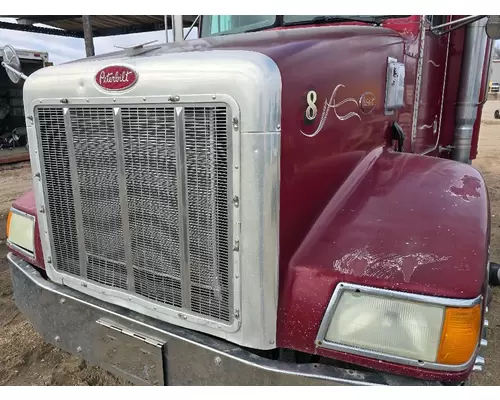 PETERBILT 385 Hood 