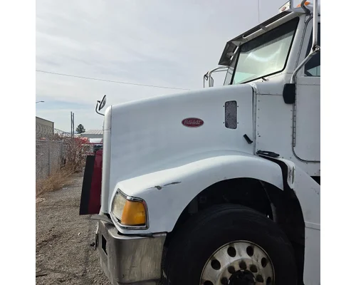 PETERBILT 385 Hood