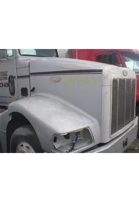 PETERBILT 385 Hood