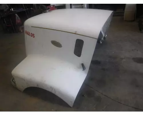 PETERBILT 385 Hood