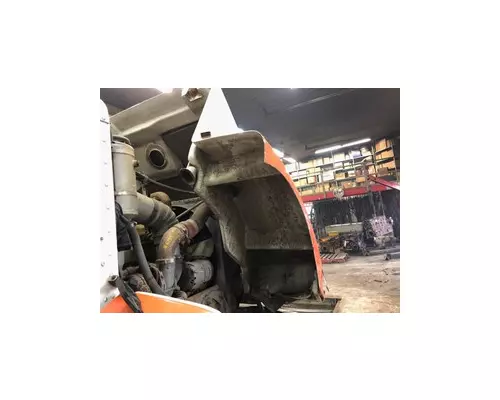 PETERBILT 385 Hood