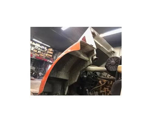 PETERBILT 385 Hood