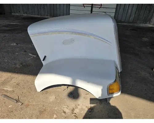 PETERBILT 385 Hood
