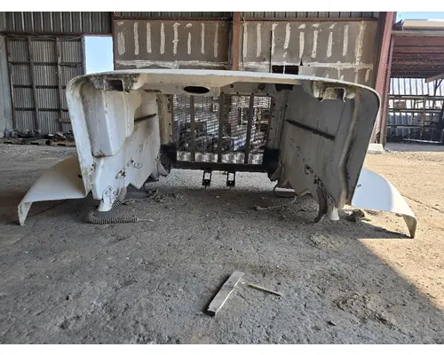 PETERBILT 385 Hood