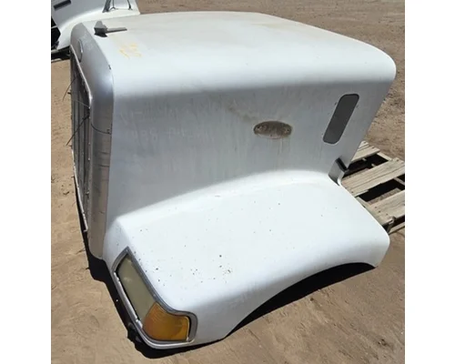 PETERBILT 385 Hood