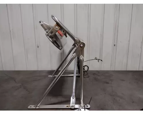 PETERBILT 385 MIRROR ASSEMBLY CABDOOR
