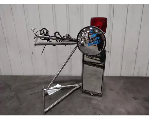 PETERBILT 385 MIRROR ASSEMBLY CABDOOR