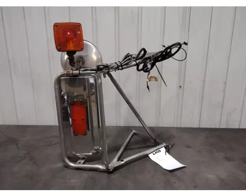 PETERBILT 385 MIRROR ASSEMBLY CABDOOR