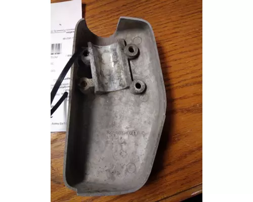PETERBILT 385 MIRROR COMPONENTS