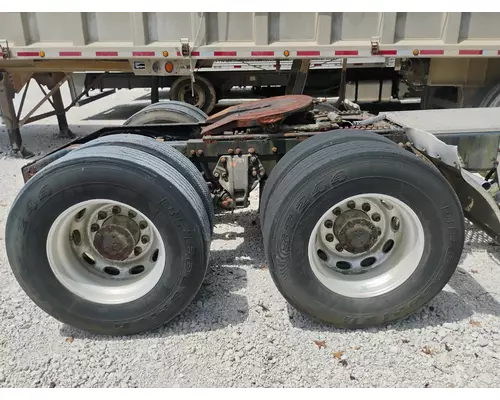 PETERBILT 385 Suspension