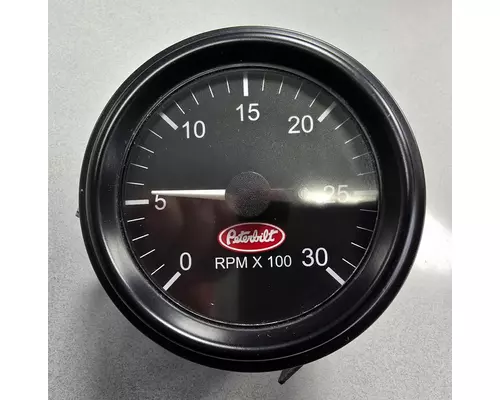 PETERBILT 385 Tachometer