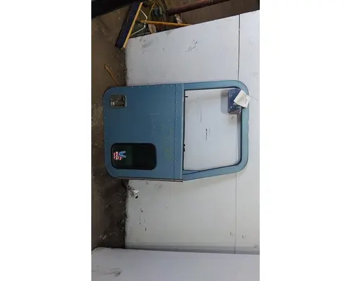 PETERBILT 386 2005-2015 DOOR ASSEMBLY, FRONT