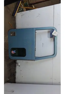 PETERBILT 386 2005-2015 DOOR ASSEMBLY, FRONT