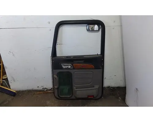 PETERBILT 386 2005-2015 DOOR ASSEMBLY, FRONT
