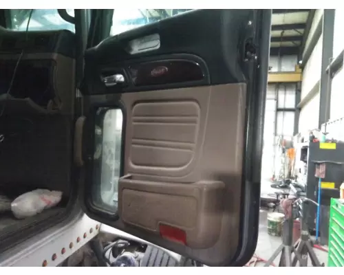 PETERBILT 386 2005-2015 DOOR ASSEMBLY, FRONT