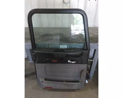 PETERBILT 386 2005-2015 DOOR ASSEMBLY, FRONT