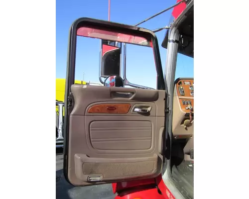 PETERBILT 386 2005-2015 DOOR ASSEMBLY, FRONT