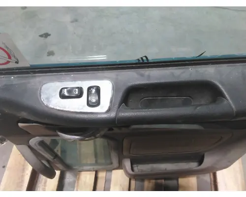 PETERBILT 386 2005-2015 DOOR ASSEMBLY, FRONT
