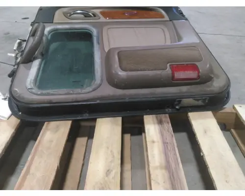 PETERBILT 386 2005-2015 DOOR ASSEMBLY, FRONT