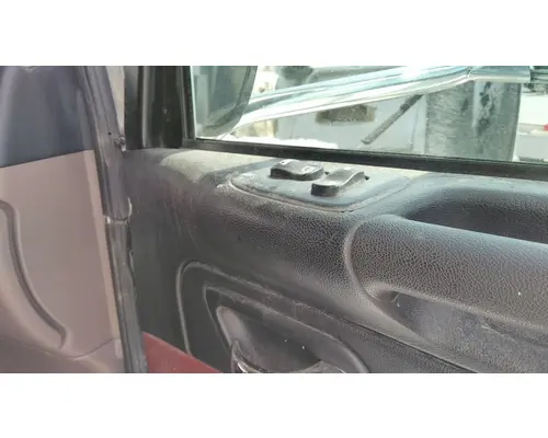 PETERBILT 386 2005-2015 DOOR ASSEMBLY, FRONT