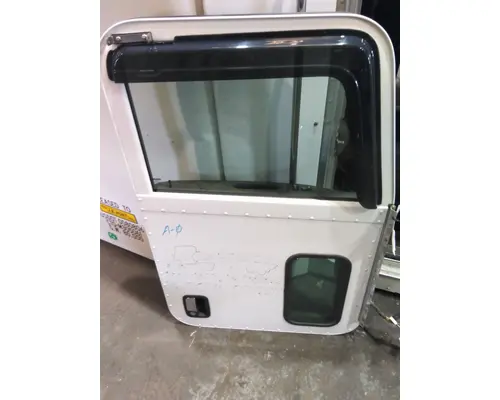 PETERBILT 386 2005-2015 DOOR ASSEMBLY, FRONT